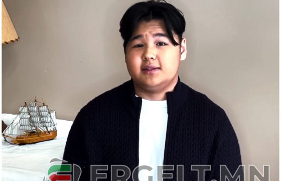 АНУ-ын Ерөнхийлөгчийн тангараг өргөх ёслолд зориулсан С.ЧИНГҮҮН хүүгийн илтгэлийг хүргэж байна