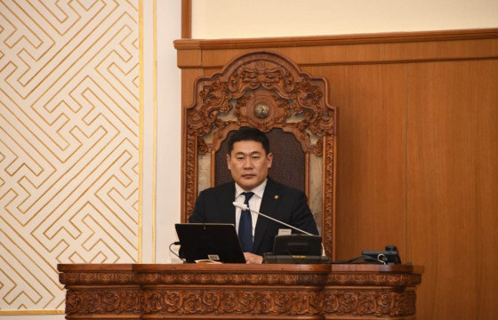 ЕРӨНХИЙ САЙД Л.ОЮУН-ЭРДЭНЭ: