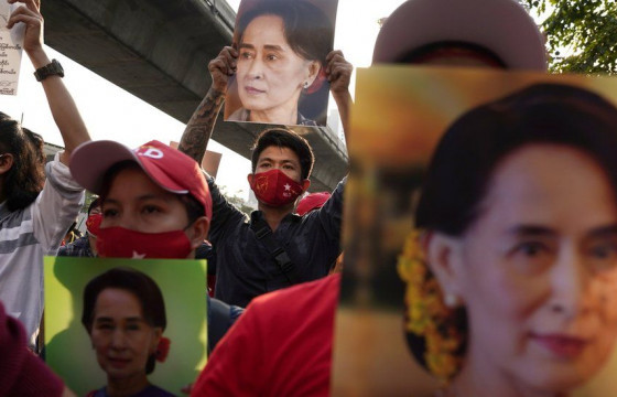 Аун Сан Су Чи-г хорьсон явдлыг АНУ буруушааж, Мьянмар Улсад хориг тавина