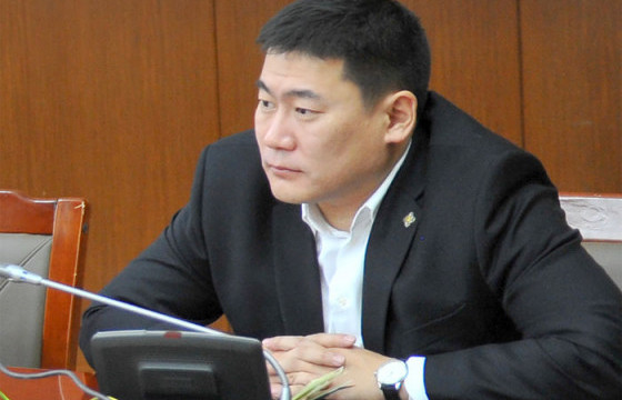 Л.ОЮУН-ЭРДЭНЭ: Өглөөний 07:30 цагт үндэстнээрээ гүйдэг, гар утаснаасаа төрийн үйлчилгээг авдаг болох ёстой