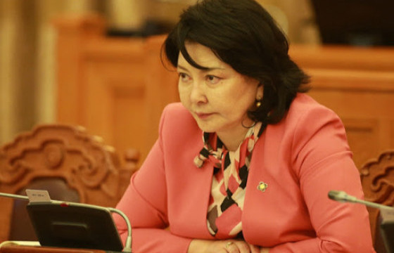 УИХ-ын гишүүн асан Б.Ундармаад холбогдох эрүүгийн хэргийн хуралдаан болж байна