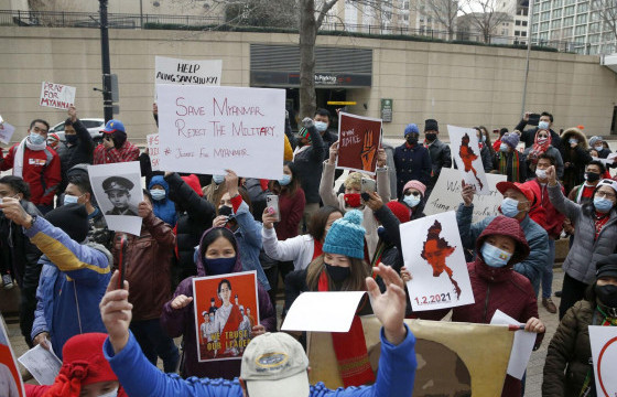 Мьянмар Улсад бослого гарч, интернэт сүлжээг хориглов