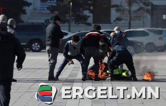  ШУУРХАЙ: 34 настай Э.Энхтөгс гэх залуу Сүхбаатарын талбай дээр өөрийгөө шатааж, амиа алдлаа 