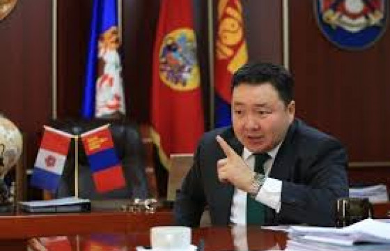 Нийслэлийн нэгдүгээр орлогч Ж.Сандагсүрэнг чөлөөлж, хурандаа Р.Чингисийг томилжээ