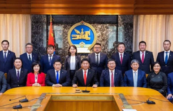 Монголын ард түмэн У.Хүрэлсүхийг юугаар нь дурсаж магадгүй вэ