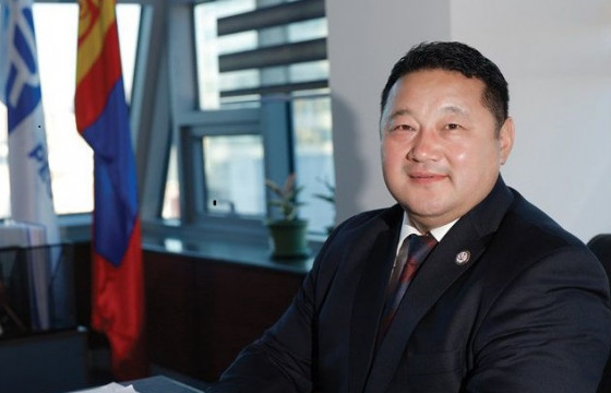 Салхитын мөнгөний орд буюу “Эрдэнэс Силвер Ресурс” ХХК-ийн захирал Т.Мөнхбаярыг  АТГ-аас шалгаж эхэллээ