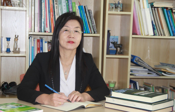 Ю.ОЮУНБИЛЭГ: Хунчир, чихэр өвс, дэрэвгэр жиргэрүү зэрэг ургамал нь коронавирусийг эмчлэх үйлчилгээтэй