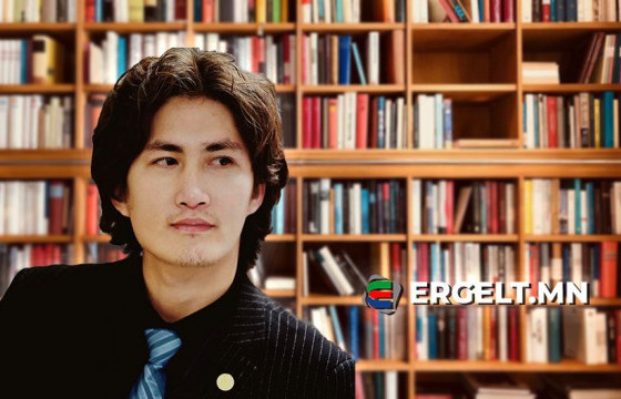 “Алтан өд”-ийн шагналт зохиолч Б.АЛТАНХУЯГИЙН санал болгох 10 ном