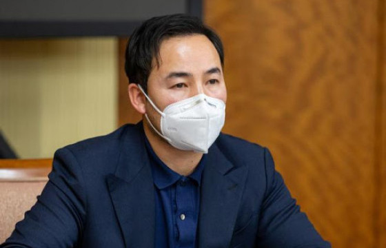 Ц.ГАНЗОРИГ: БНХАУ-д үйлдвэрлэсэн Синофарм компанийн вакцин өнөөдөр 22:00 цагт манай улсад ирнэ