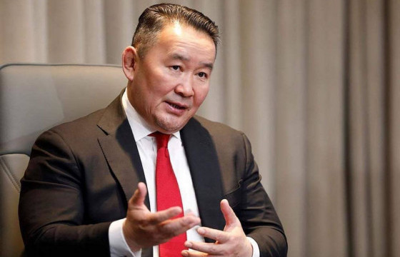 Ерөнхийлөгч Х.Баттулга Үндсэн хуулийн цэцэд нөлөөлөхийг үнэхээр оролдсоор байна гэж үү