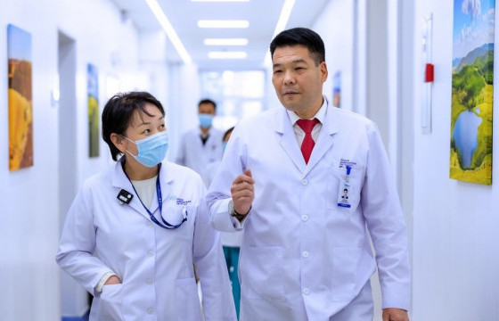 С.ЭНХБОЛД: Эмч, албан хаагчдын илүү цагийн нэмэгдэл цалинг шийдвэрлэсэн 