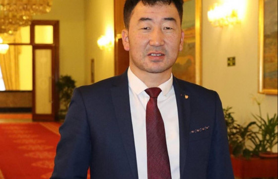 Ж.БАЯНМӨНХ: Иргэд Газрын биржийн цахим системийг ашиглан гэрээсээ гаралгүйгээр газар өмчлөх, эзэмших, ашиглах боломжтой