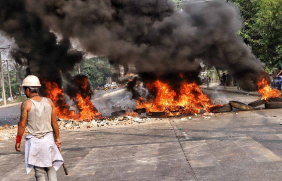 Мьянмарын бослогод 38 хүн эрсэджээ