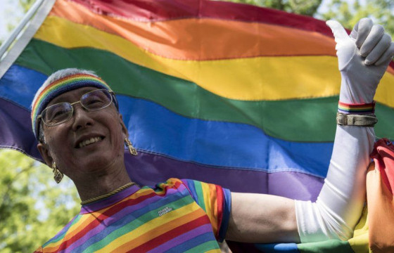 Японы шүүх ижил хүйсийн гэрлэлтийг хориглох нь Үндсэн хуулийг зөрчсөн хэрэг гэв