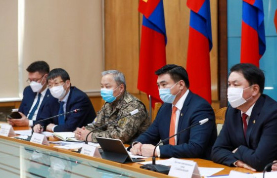 Үйлдвэр, үйлчилгээний байгууллагуудын цагийн зохицуулалт 22:00 цаг байсныг 20:00 болгоно