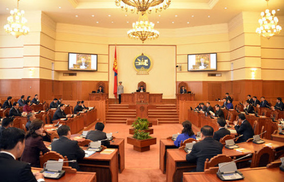 Үндсэн хуулийн цэцийн гишүүнийг томилно