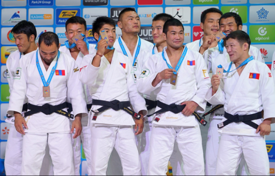 Тбилисийн Их Дуулгад манай орны 18 тамирчин зодоглоно