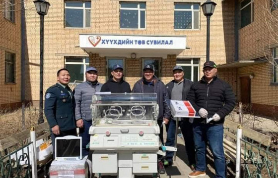 Харцага цолтнууд Хүүхдийн төв сувилалд тоног төхөөрөмж хандивлажээ