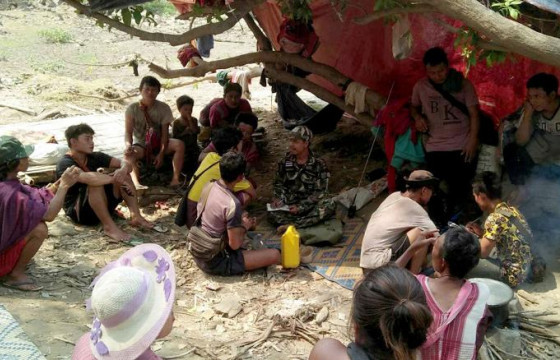 Тайланд Улс Мьянмарын 2000 гаруй дүрвэгчдийг буцаажээ