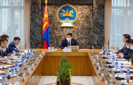 Засгийн газрын хуралдаанаар хатуу хөл хорилгүйгээр зарим байгууллагын үйл ажиллагааг хязгаарлах шийдвэр гаргалаа