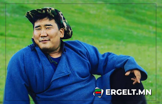 Р.СҮХБОЛД: Нарантуул захад ажилладаг байхдаа 