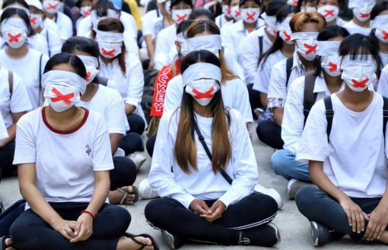 Мьянмарын жагсаалд 43 хүүхэд амиа алджээ