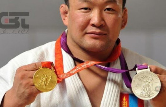 Олимпын аварга Н.Түвшинбаярыг баривчилжээ