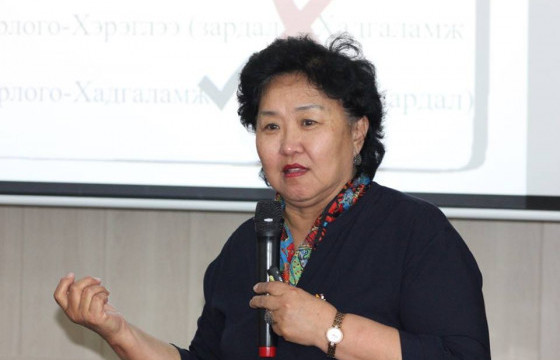 Л.ОЮУН: Арбитрын шүүхийн шийдвэр гарах болоогүй учир эдийн засгаа мөнгө нийлүүлэх замаар дэмжих нь чухал