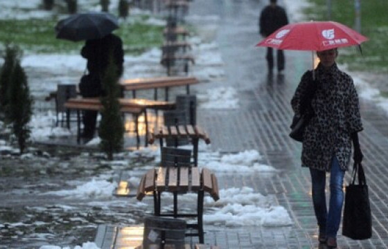 ЦАГ АГААР: Өдөртөө бороо, нойтон цас орно