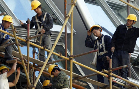 Манай улсад хөдөлмөр эрхэлж буй гадаадын иргэдийн 53.6 хувь нь Хятадууд