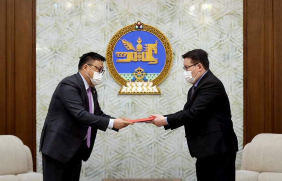 ХАА-н тоног төхөөрөмжийг татвараас чөлөөлөх, хөнгөлөх хуулийн төслийг УИХ-ын даргад өргөн барилаа