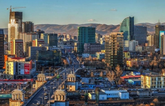 Улаанбаатарт 11 хэм дулаан байна