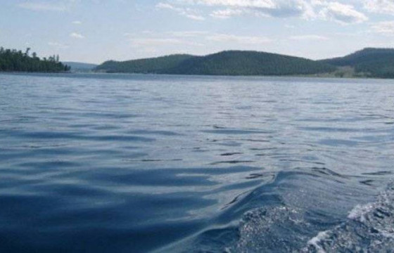 Сэлэнгэ мөрнийг гаталж байсан долоон иргэн осолджээ