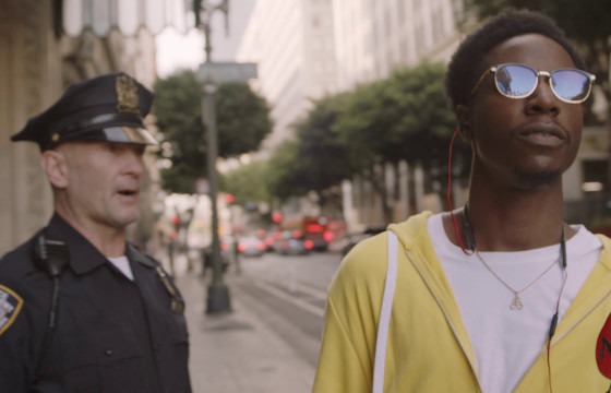 ОСКАР: Шилдэг богино хэмжээний кино шагналыг “Two Distant Strangers” бүтээл гардлаа