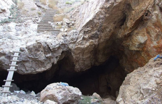 Жонш олборлох уурхайд хүн унаж амиа алджээ