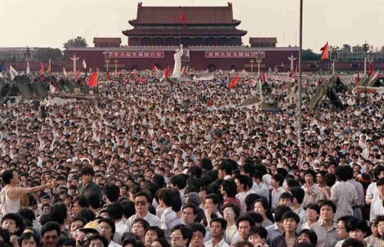 БНХАУ-ын хүн ам 1949 оноос хойш анх удаа буурчээ