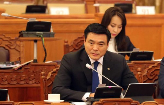 С.АМАРСАЙХАН: УОК-д хандивлаж буй бараа бүтээгдэхүүн, мөнгөн тусламжыг ил, тод мэдээлнэ