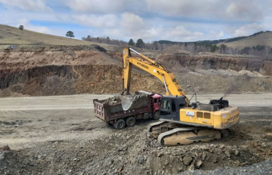 Дарханы замын хөрс хуулалт, далангийн ажил үргэлжилж байна