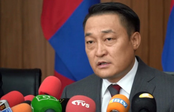 МАН Ерөнхийлөгчид нэр дэвшигчийнхээ  материалыг  СЕХ-нд хүргүүллээ