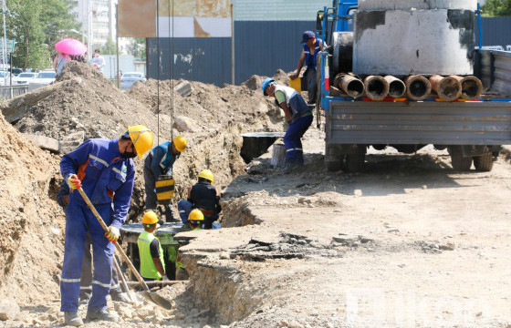С.БАТСАЙХАН: Долоон буудлын эцэст шинээр ус зайлуулах шугам сүлжээний ажлыг хийж гүйцэтгэхээр төлөвлөөд бай