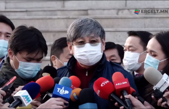 Ч.Хүрэлбаатар: Парламентын засаглалтай улсад дарангуйлал тогтдоггүй