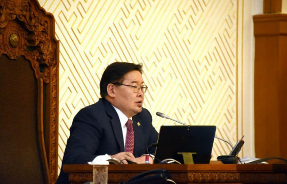 Г.Занданшатар: Өлсгөлөнгөө зогсоо, эсвэл  би өөрөө ирж, өлсгөлөн зарлана