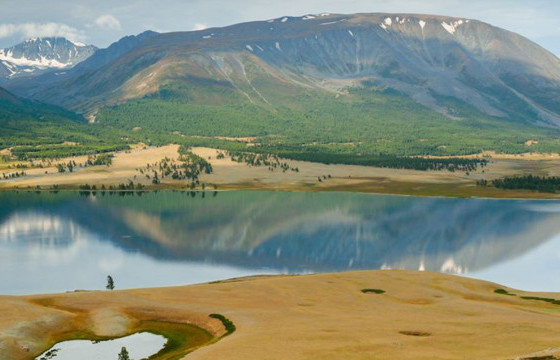 Хурган нуурын усанд живсэн малчин А-г эрэн хайж байна