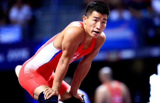 Монгол Улсын гавьяат тамирчин Э.Бэхбаяр олимпын эрх авлаа