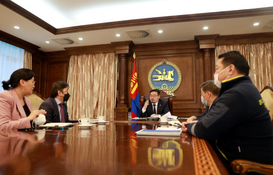 Тэтгэврийн зээлгүй ахмадуудад өнөөдрөөс нэг сая төгрөгийн үнэт цаас олгоно