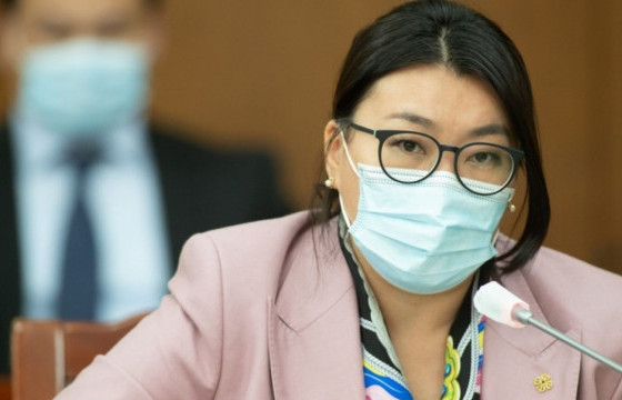 А.АРИУНЗАЯА: Капитал банктай холбоотой шүүхийн шийдвэр гаргаагүй учраас хүндрэл үүсэж байна