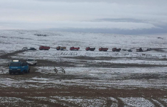 Төв аймгийн Сэргэлэн, Баян суманд хууль бусаар алт олборлож байсан иргэдийг саатуулжээ