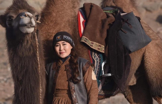 Тэмээчин Н.Байгалмаагийн ээж: Одоо би хоёр зээгээ яана даа