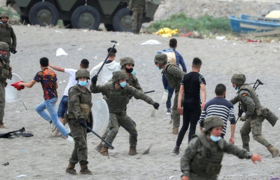 Сеута хот руу Мароккогийн 8000 гаруй цагаач нэвтэрчээ