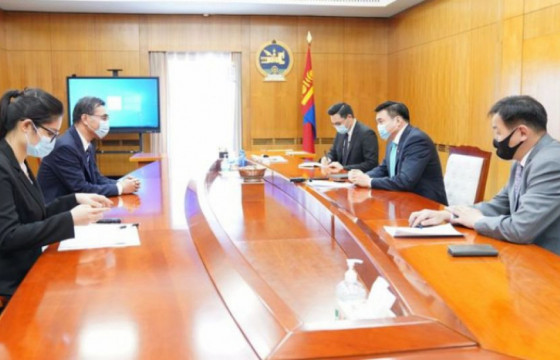 Замын-Үүд боомтын ачаа тээврийн эргэлтийг нэмэгдүүлэх талаар санал солилцов